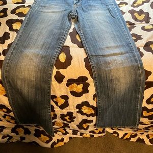 Lucky Brand Jeans; 8